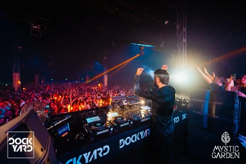 19 10 2024 MG DY ADE 2024 2000pix 72ppi met logo 00316